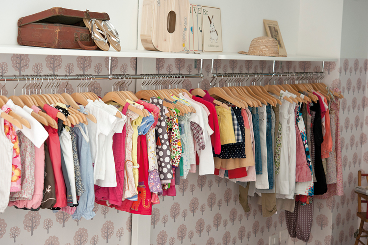 Negozio di clearance vestiti per bambini