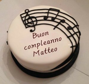 Immagini Cartoline buon compleanno Matteo torta musica pentagramma