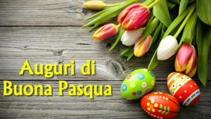 Tanti auguri di Buona Pasqua uova fiori