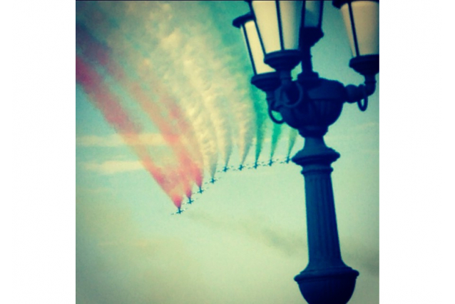 immagini buon 2 giugno buona festa della repubblica frecce tricolore Bari