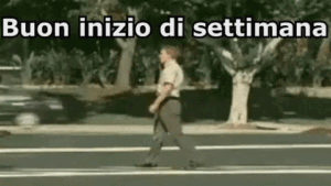 gif divertenti buon lunedì caprone investe un uomo
