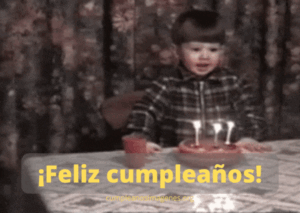 gif de feliz cumpleaños torta y velas